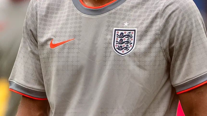 为什么有些球员三十岁以后反而更稳·场内视角